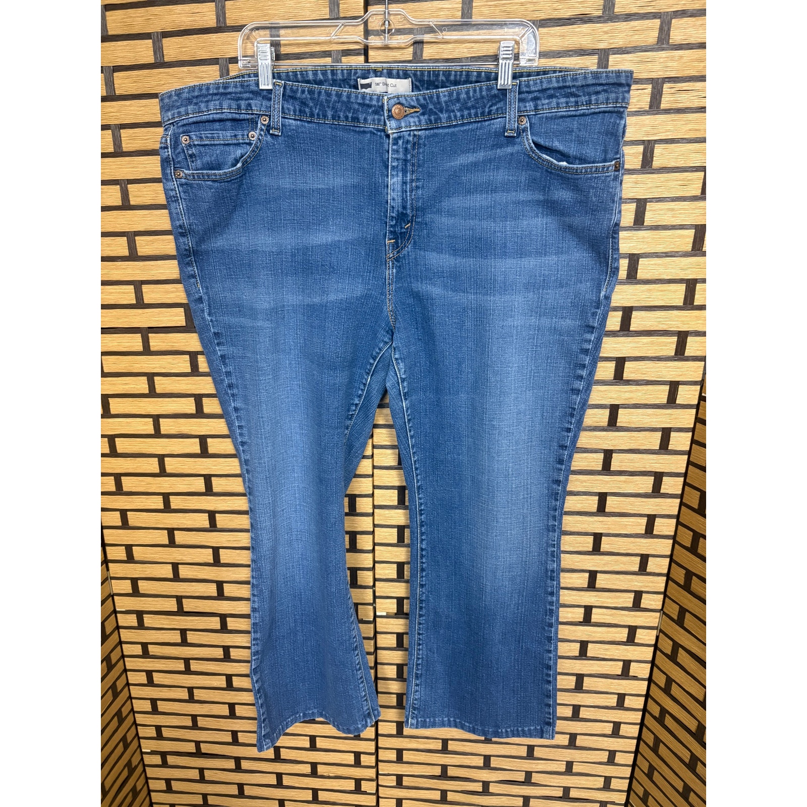 Levi 590 Bootcut Jeans